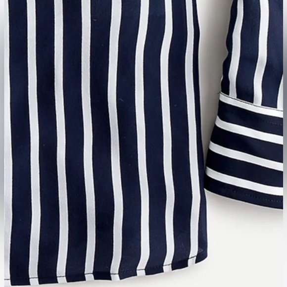 JCrew classic-fit silk shirt in stripe navy blue. Size 0. - Picture 3 of 13